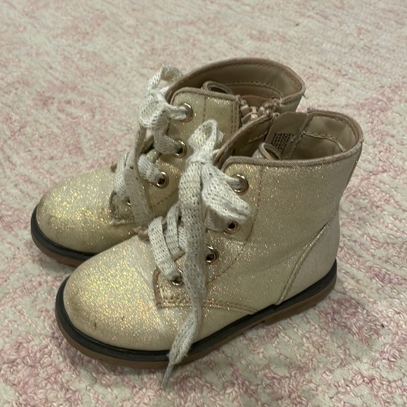 Cat&Jack girls gold sparkle boots size 7 - Picture 1 of 6